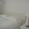 Apartamenty nad morzem, Apartament Przystań - w sypialni znajduje się szerokie, podwójne łóżko z wygodnym materacem